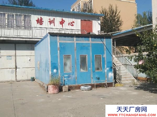 石嘴山市平羅機加工廠房  可用做修理廠，辦公，住宿
