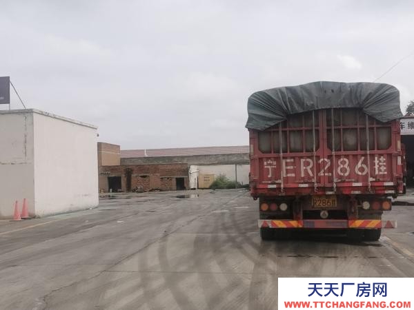 中衛(wèi)市沙坡頭機(jī)加工廠房 國(guó)道旁，離市區(qū)5公里周邊配套完善。交通方便