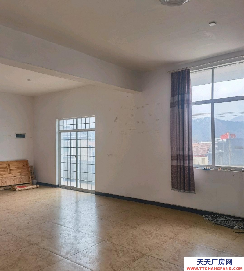 衢州市常山(出租) 廠房出租，也人，配有三相電，位于320國(guó)道旁交通便利