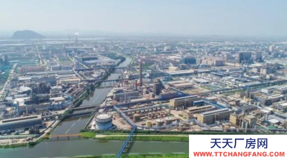 滄州 滄縣(出租) 同城快轉 104國道4S店北行標準冷凍飲品廠房2千多平和5千多平出租