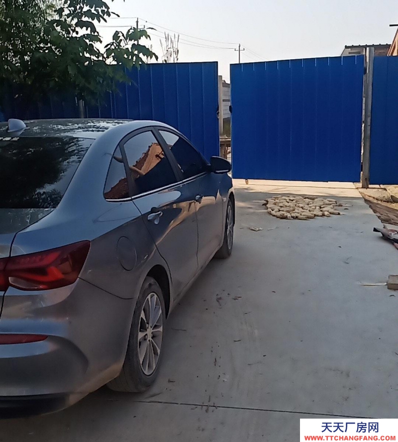 滄州 滄縣蛋制品廠房(出售) 紅磚砌墻結(jié)構(gòu)，水電齊全，有三相電，出入方便有獨立辦公室！