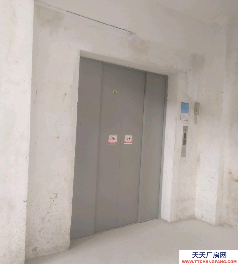 (出租) 潮州湘橋區新廠房，水電齊，有2噸電梯，距離綠榕西路200米適合淘寶