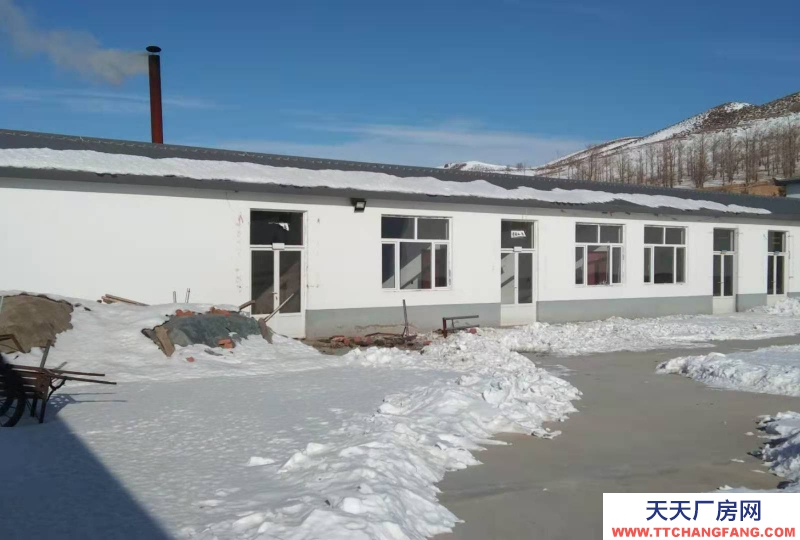 (出售) 赤峰庫房1000平米，有房產本，廠區總占地面積七畝地