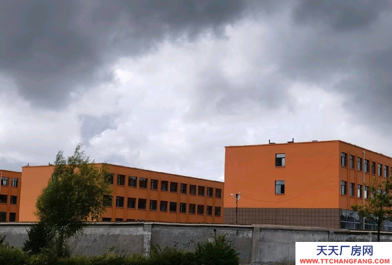 (出租) 鄂爾多斯可做辦公、廠房、庫(kù)房，樓上有宿舍公寓