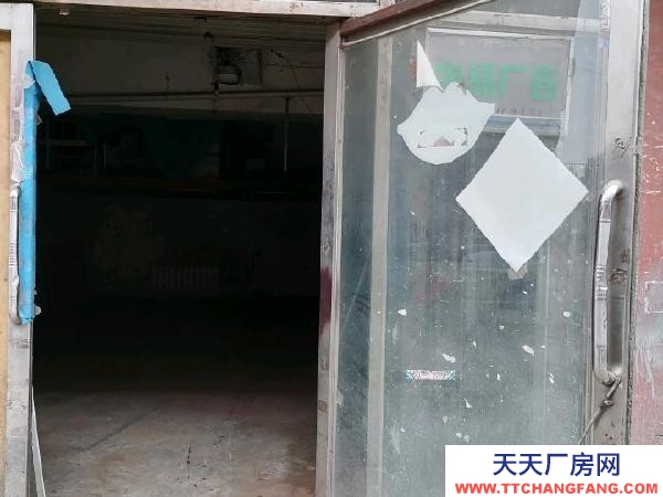 雞冠陽光家園一樓車庫，75平米。