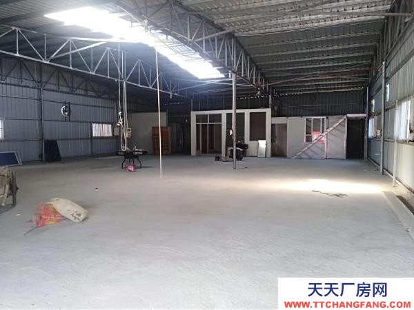 福州市福清物資倉庫 交通便利，面積寬敞，租金便宜，大車小車都可以停放。