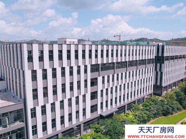 福州市長(zhǎng)樂機(jī)加工廠房  天津大學(xué)對(duì)面 長(zhǎng)樂500方起生產(chǎn)廠房 有獨(dú)棟 50年產(chǎn)權(quán)