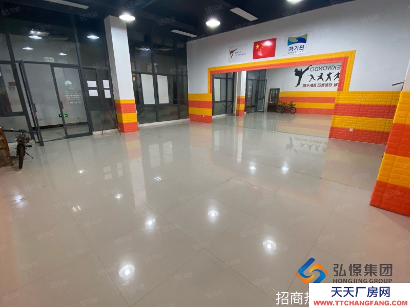 舟山市定海(出租) 102平方大通間倉庫，進出方便，可用來存放物品