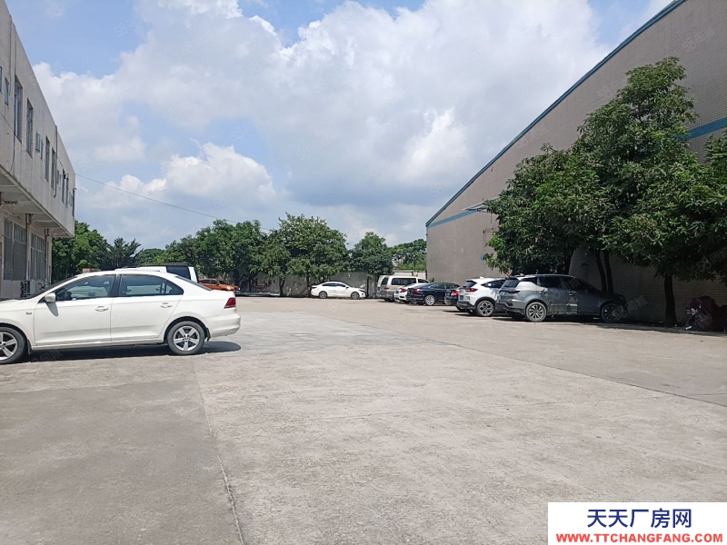 (出租) 廣州白云一手房東花山工業區1800方磚墻到頂廠房倉庫出租可醫療器械電商云倉