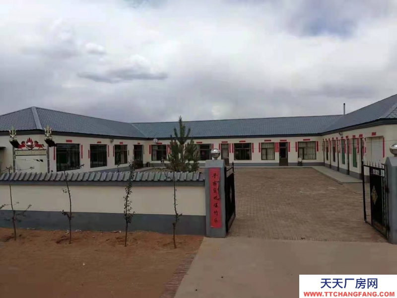 (出售) 位于鄂爾多斯飛機場附近農莊出售。