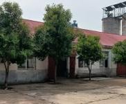 (出租) 漯河召陵此廠房聯通便利，車間，宿舍，辦公樓一應俱全。