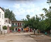 (出租) 漯河召陵此廠房聯通便利，車間，宿舍，辦公樓一應俱全。