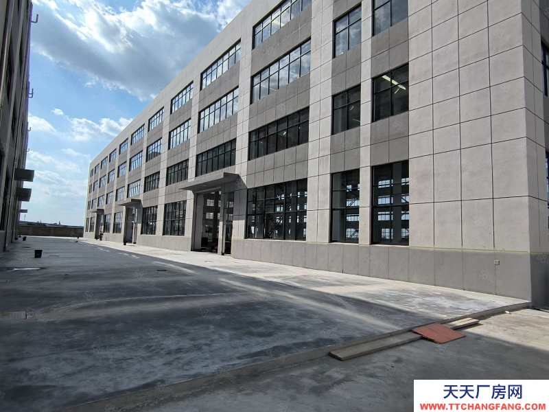 (出租) 常州武進前黃鎮(zhèn)獨門獨戶3200平全新廠房，挑高17米，電量大獨立辦公適合機械五金