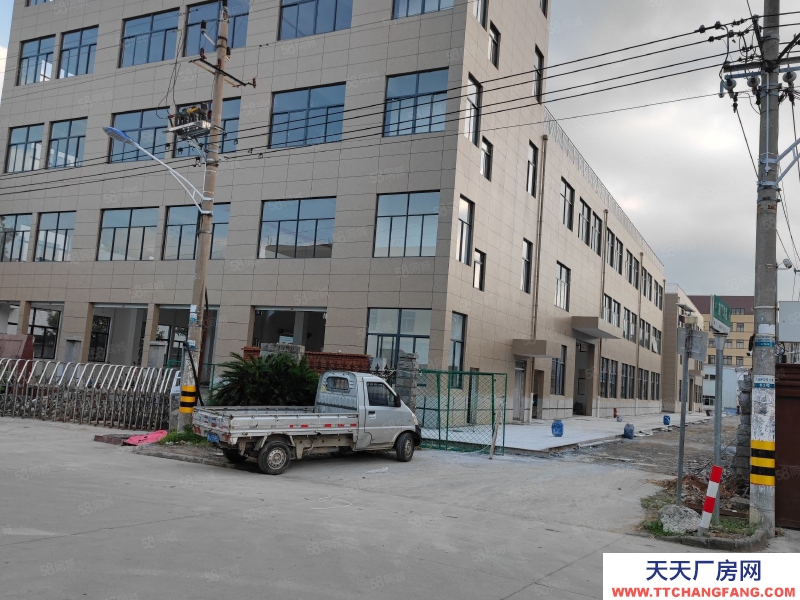 臺州市黃巖(出售) 出售北城小微園區共三層廠房，共2700平，層高8米，稅收少 水果制品