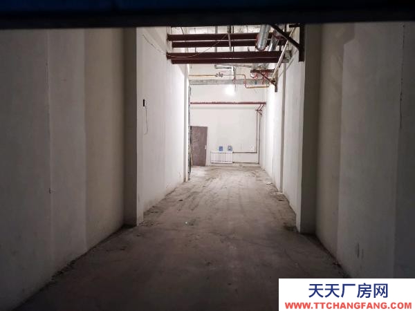 (出租) 海拉爾倉庫 可同時停放3輛車輛或存放貨物！