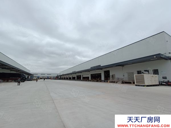 贛州市章貢物資倉庫 順豐豐泰產(chǎn)業(yè)園8萬方倉庫出租，丙二類消防，高臺庫，可分割！