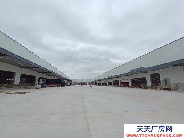 贛州市章貢物資倉庫 順豐豐泰產(chǎn)業(yè)園8萬方倉庫出租，丙二類消防，高臺庫，可分割！