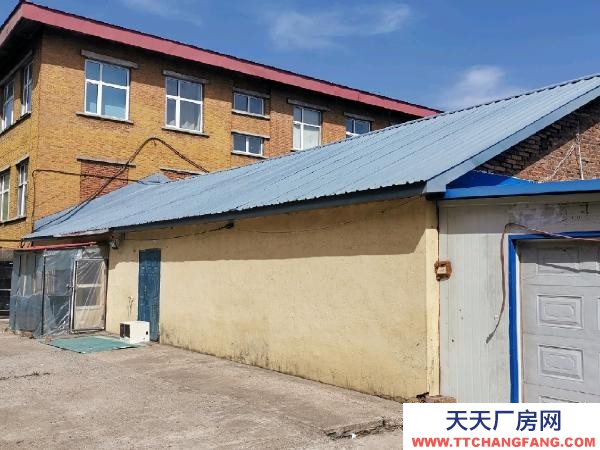 伊春七中附近有修理廠房出租出賣，交通便利能進(jìn)大車院子大
