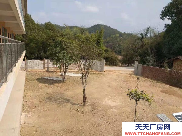 贛州市贛縣機加工廠房 河邊有不動證、廠房出租出售（可以合伙開發民宿、農家樂）