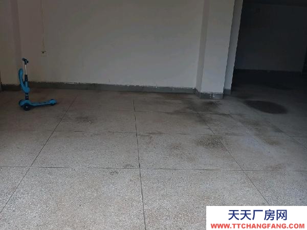 贛州市贛縣物資倉(cāng)庫(kù) 水東鎮(zhèn)翡翠谷附近店面?zhèn)}庫(kù)出租在贛南大邊上