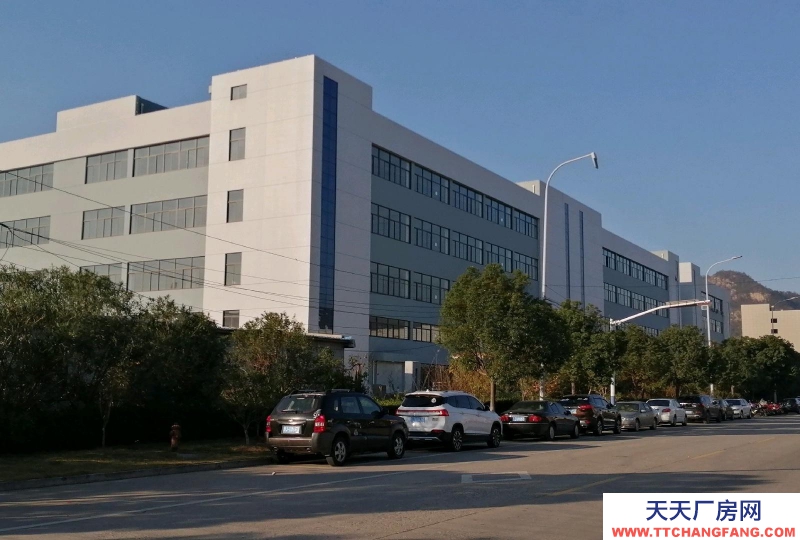 臺州市玉環縣(出租) 標準廠房，交通方便，水電齊全，裝有噴淋，適用機械，閥門。