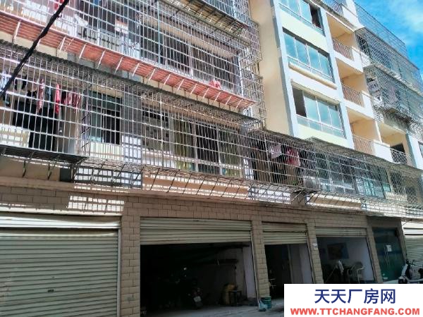 贛州市贛縣物資倉庫 小區(qū)內(nèi)三個(gè)車庫打通，南北通透