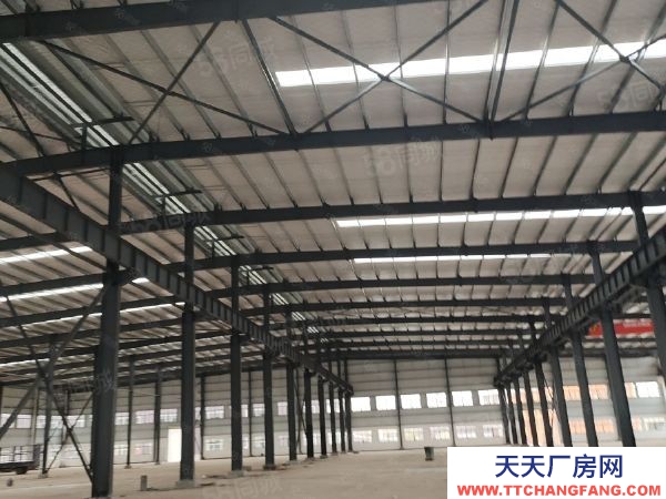 贛州市南康機加工廠房 園區廠房交通便利環境優雅。有生活配套。