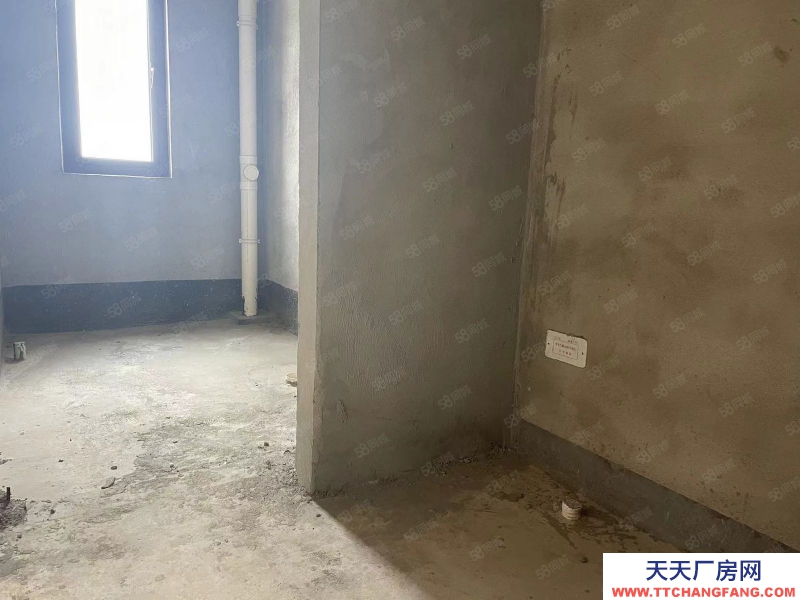 臺州市玉環(huán)縣(出售) 出售玉環(huán)沙門工業(yè)區(qū)高13米建筑6000平土地15畝證件齊全  建材加工