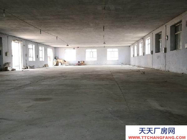 郊區動力電，上下水，封閉好，茶葉廠房寬敞明亮，還有小園種菜