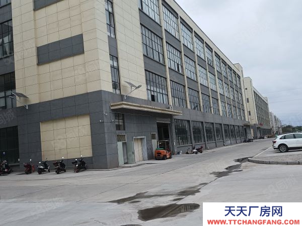 贛州市南康家具廠 環(huán)境優(yōu)雅。大園區(qū)交通便利