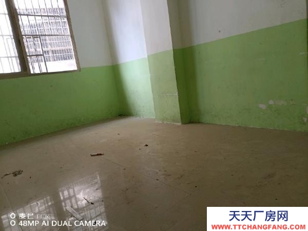 贛州市瑞金機加工廠房 六中對面，紅井北安置區，臨街店面的第二層