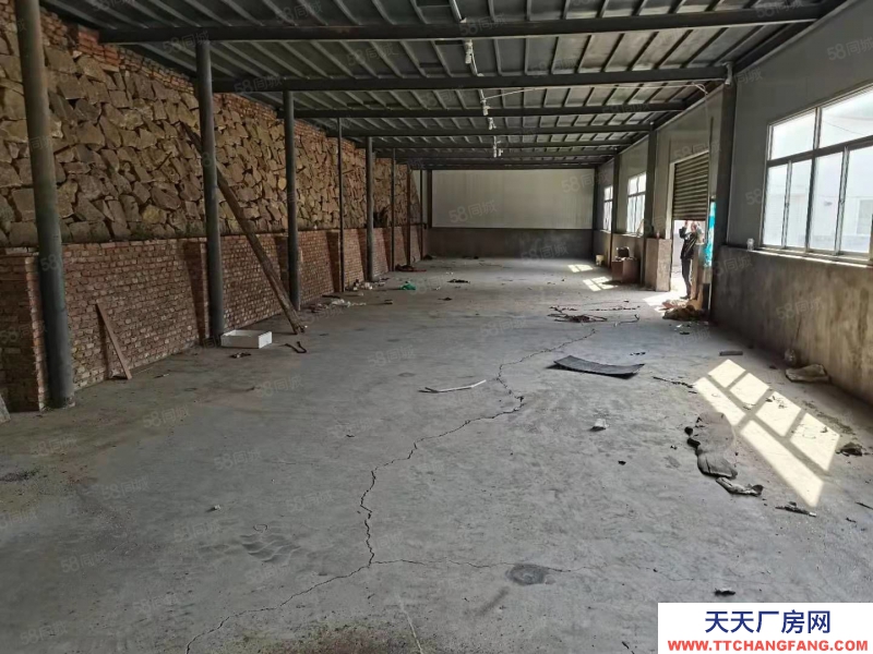 承德 雙橋(出租) 武烈路邊上 可進(jìn)大車 帶院庫房 300至450平的乳制品廠房