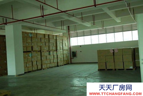 承德 雙橋(出租) 承德市中心儲藏室，交通便利，面積可分割，電梯方便可直達車庫