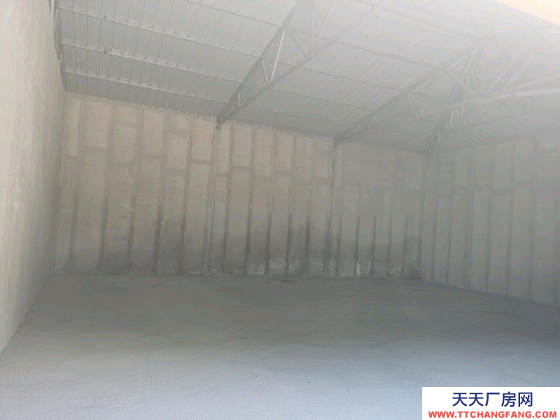 承德 雙灤(方便食品廠房出租) 交通便利，有水有電，可進大車