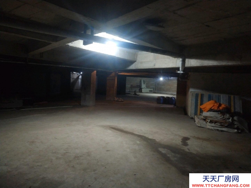 (出租) 徐州泉山礦大二號線地鐵口附近地下室適合成品倉儲