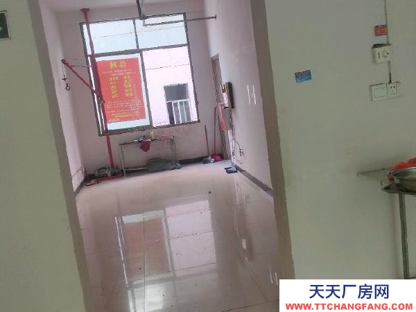 贛州市于都金制衣廠 原制衣廠房二樓，可作寫字樓辦公（具體情況線下面談，電話聯(lián)系）