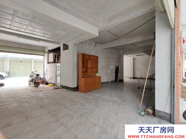 贛州市于都物資倉庫 房東直租，于銀大道旁，全硬化路面，運(yùn)輸車輛進(jìn)出方便