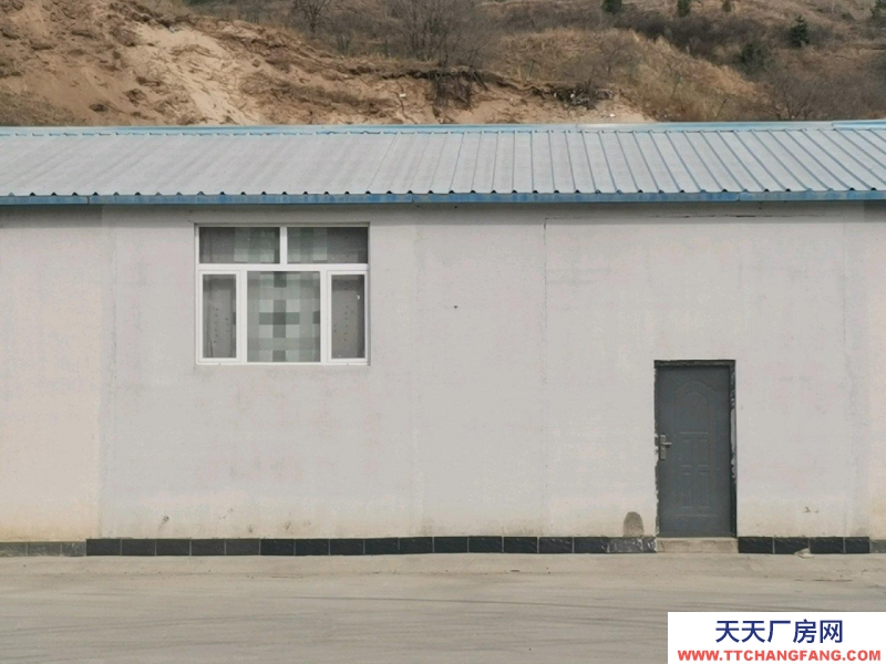 承德 圍場(chǎng)(出租) 圍場(chǎng)鎮(zhèn)河?xùn)|中街倉(cāng)庫(kù)出租