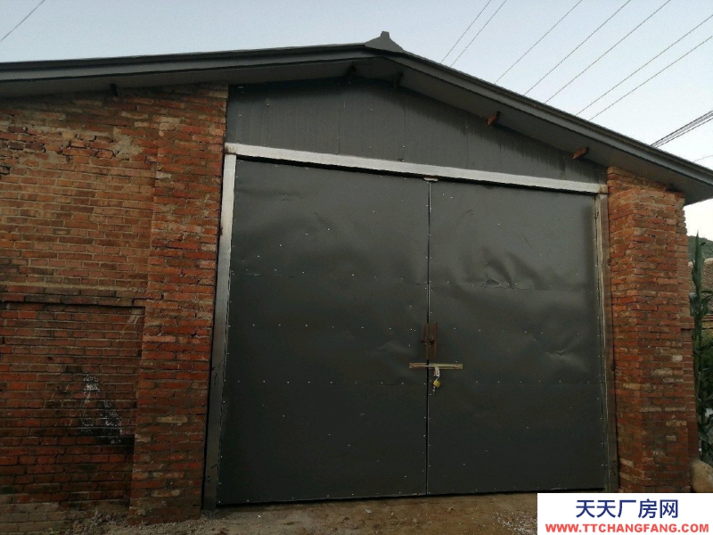 承德 灤平(出租) 灤平鎮(zhèn)安樂(lè)牛場(chǎng)飲料廠房出租