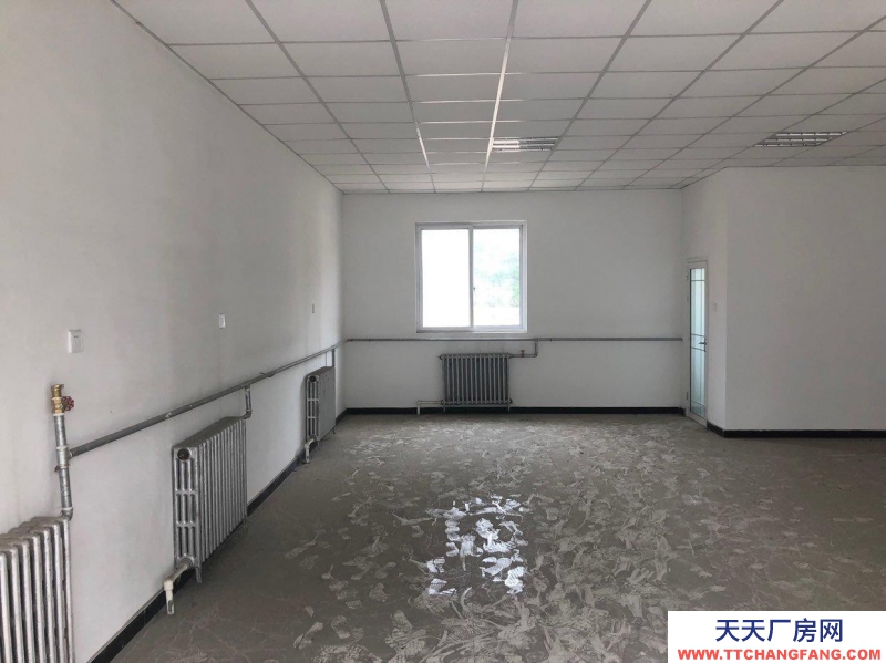 承德 隆化(乳制品廠房出租) 隆化火車站附近，位置好。