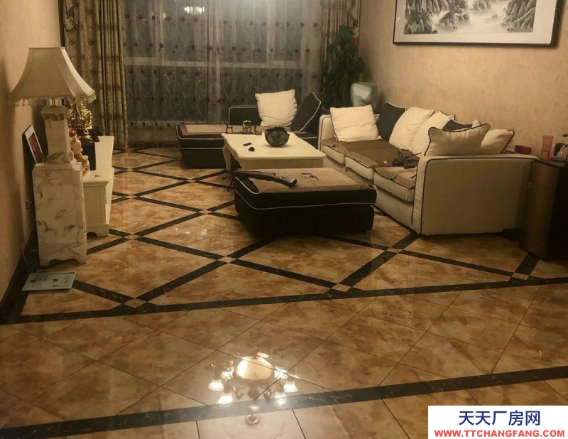 (出售) 臨河出租或出售大型養(yǎng)殖加工收購(gòu)廠房，選機(jī)二臺(tái)用途廣泛！