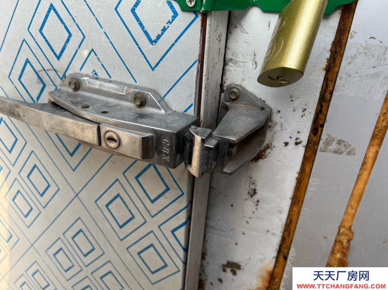 承德 隆化(出租) 本人有兩個冷庫，每個20平，位于隆化縣缸瓦窯溝，貨車能到