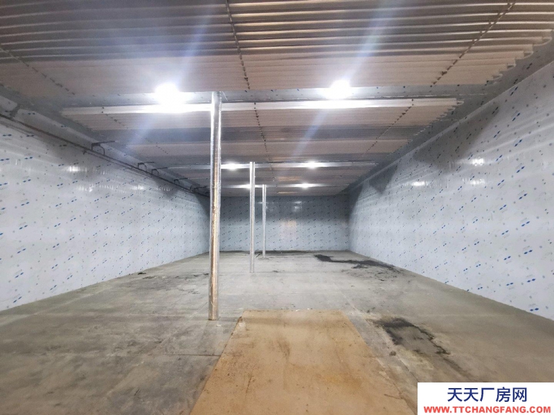 (出租) 臨河冷凍庫(kù)。交通好。位置好。格局好。