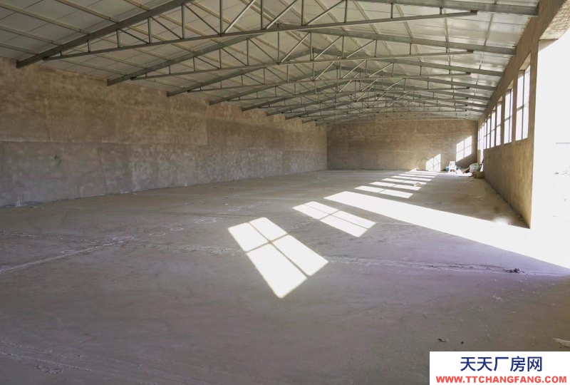 (出租) 體校東墻大暖水電手續(xù)齊全，可以進大車，庫房