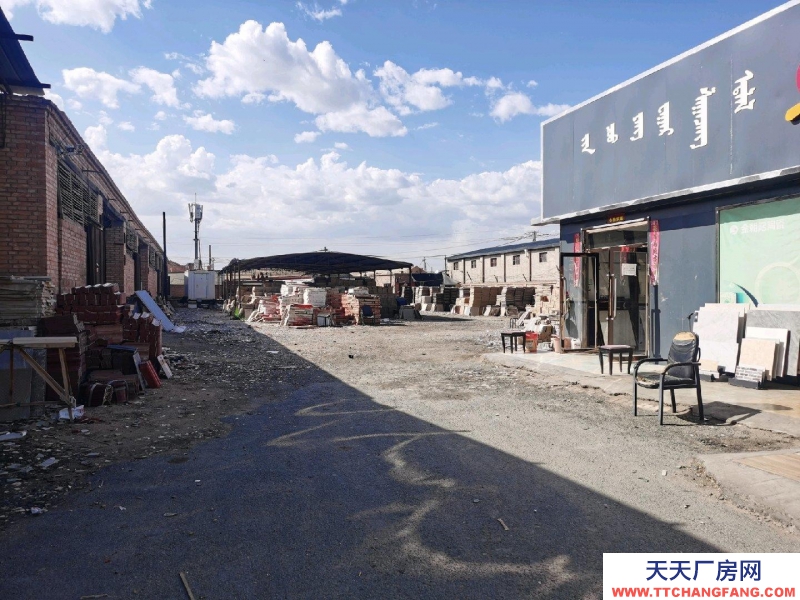 (出租)巴彥淖爾 臨街倉庫，出入方便。