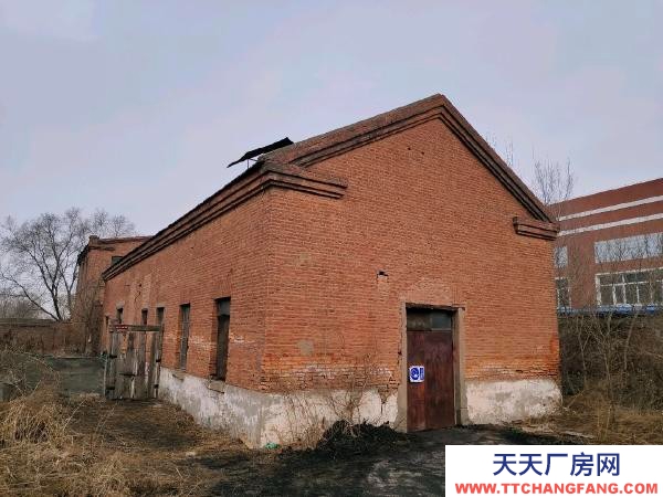 肇東廠區(qū)院內(nèi)多處150~1000平方倉庫出租