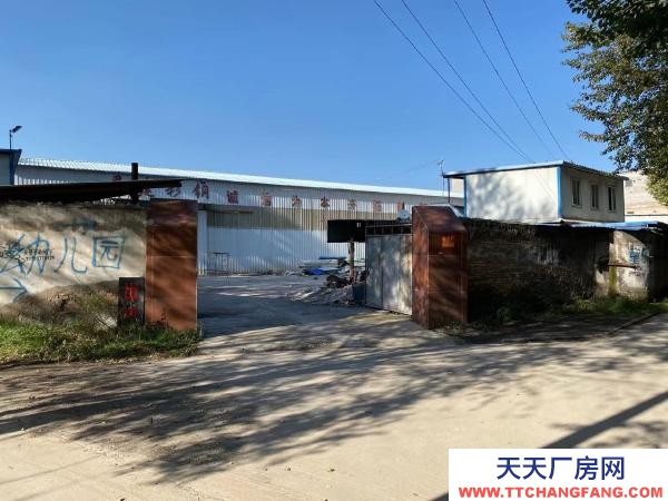 城北啤酒廠房交通便利，環(huán)境優(yōu)美，有龍門吊定和辦公室