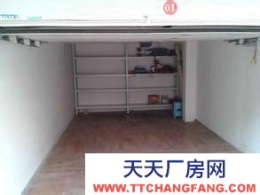 九江市潯陽物資倉庫 市區(qū)車庫出租,可做倉庫,地址位置,有物業(yè)安保。