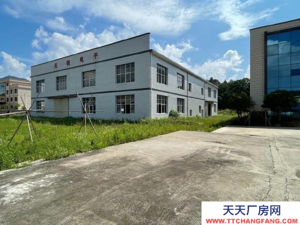 九江市武寧調味品廠房  磚混結構，新廠房，兩層共2800平方