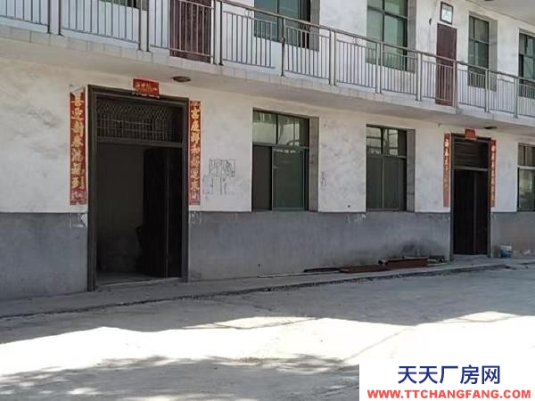 宜春市袁州調(diào)味料廠房 原仙臺(tái)鐵路旁邊，過(guò)了鐵路橋向左邊500米左右到